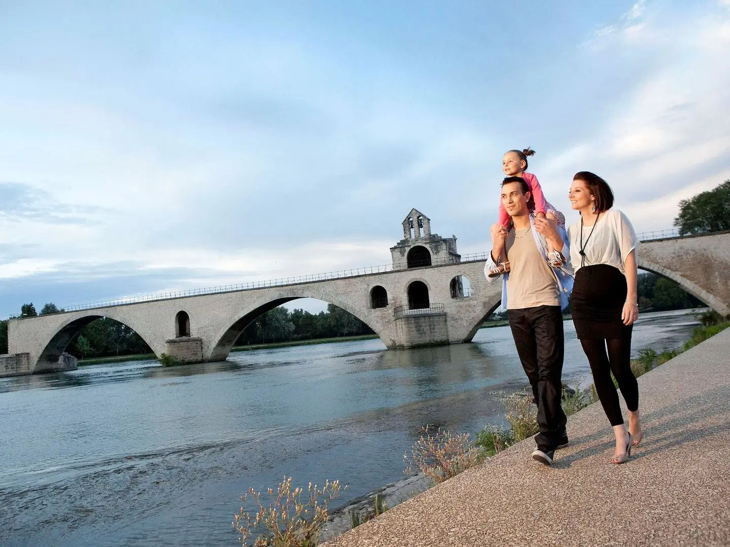 Kyriad Avignon Courtine Gare TGV PEOPLE