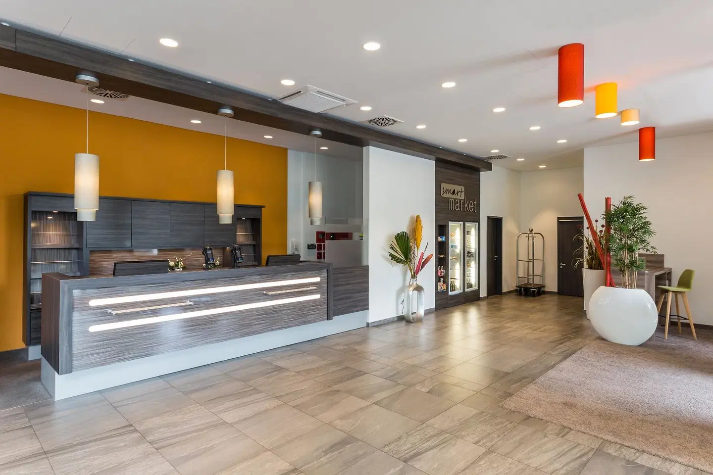 Park Inn by Radisson Neumarkt LOUNGE_LOBBY