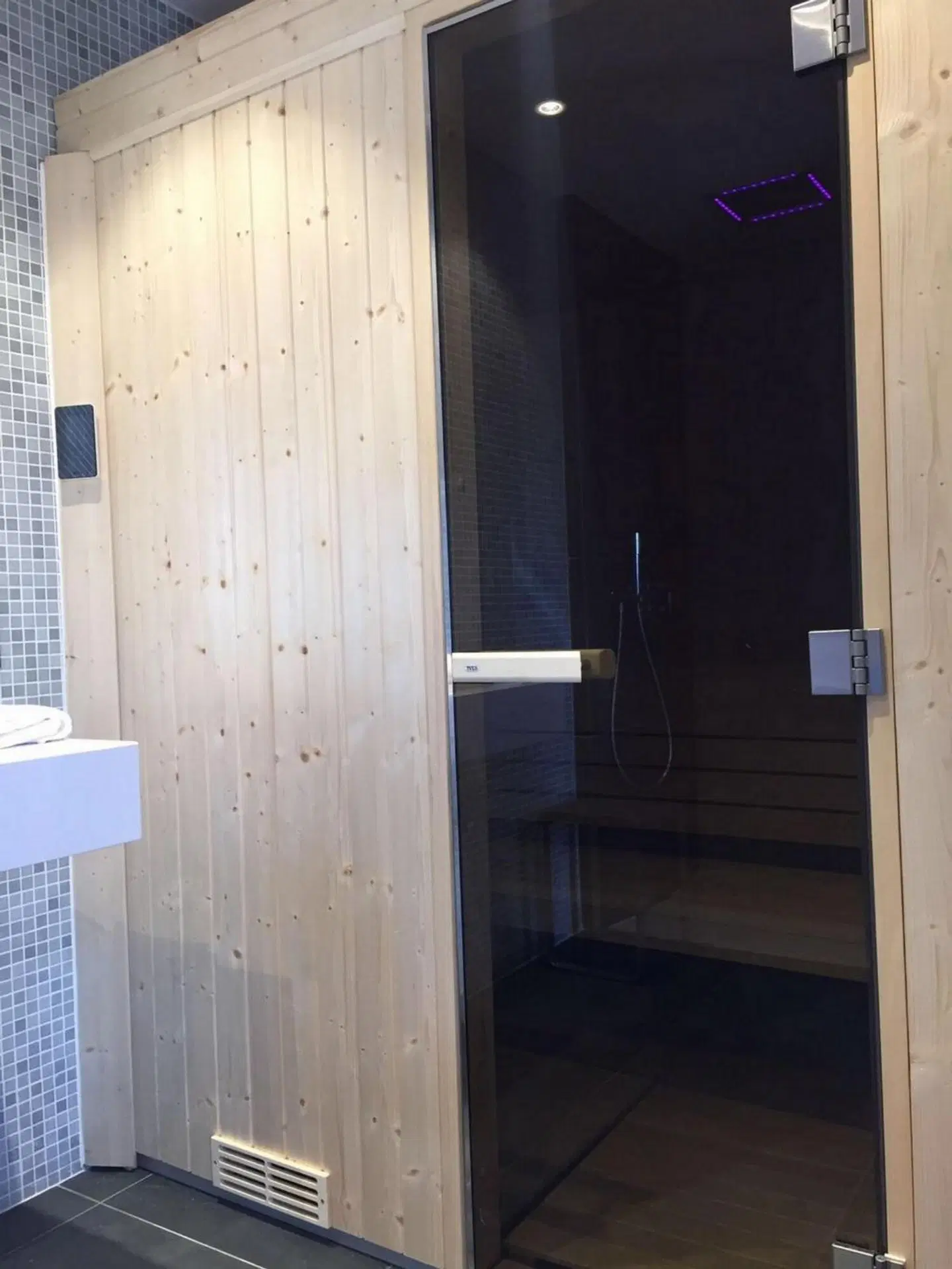 Mercure Cannes Centre Univers Badezimmer
