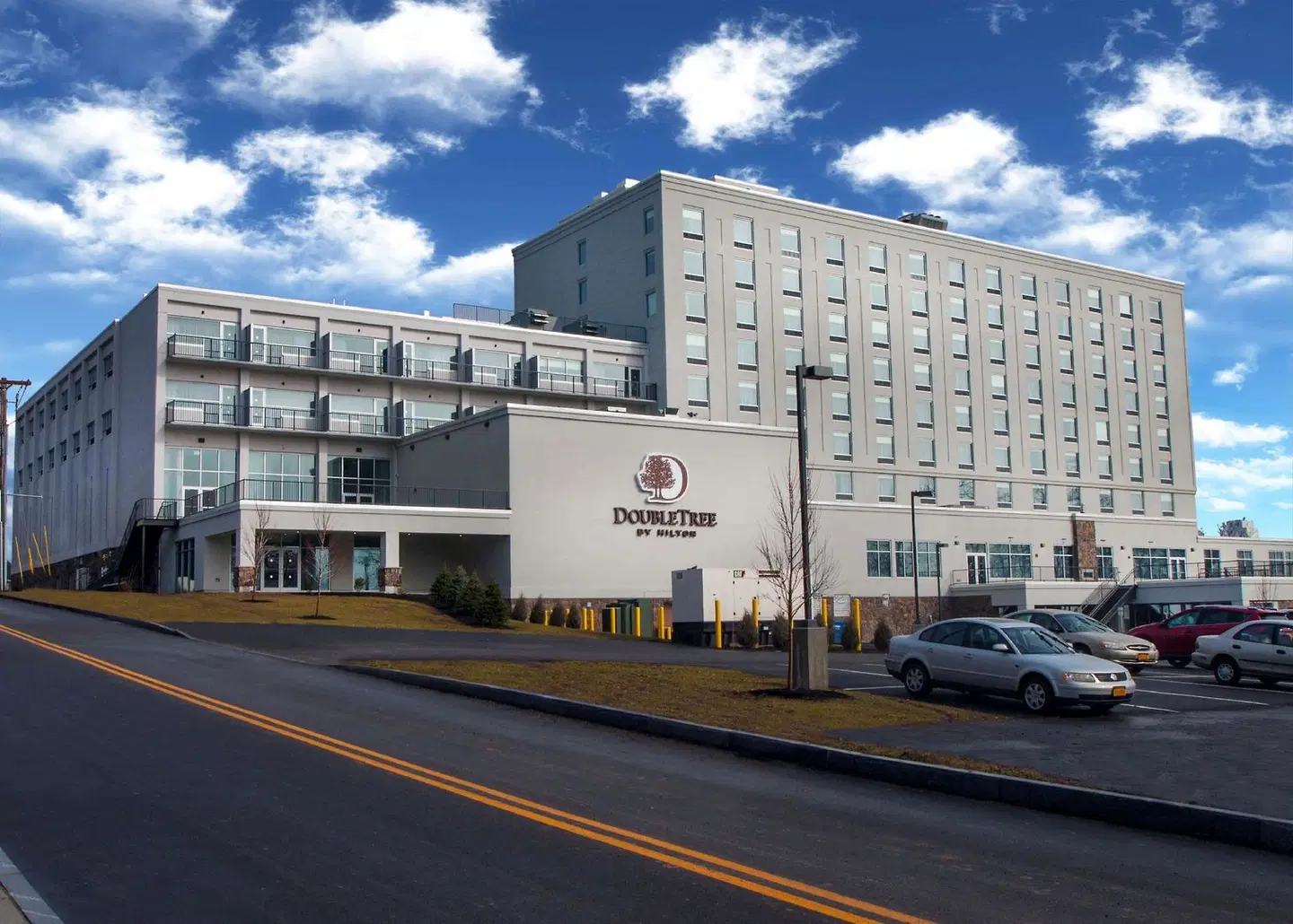 DoubleTree by Hilton Niagara Falls, NY EXTERIOR