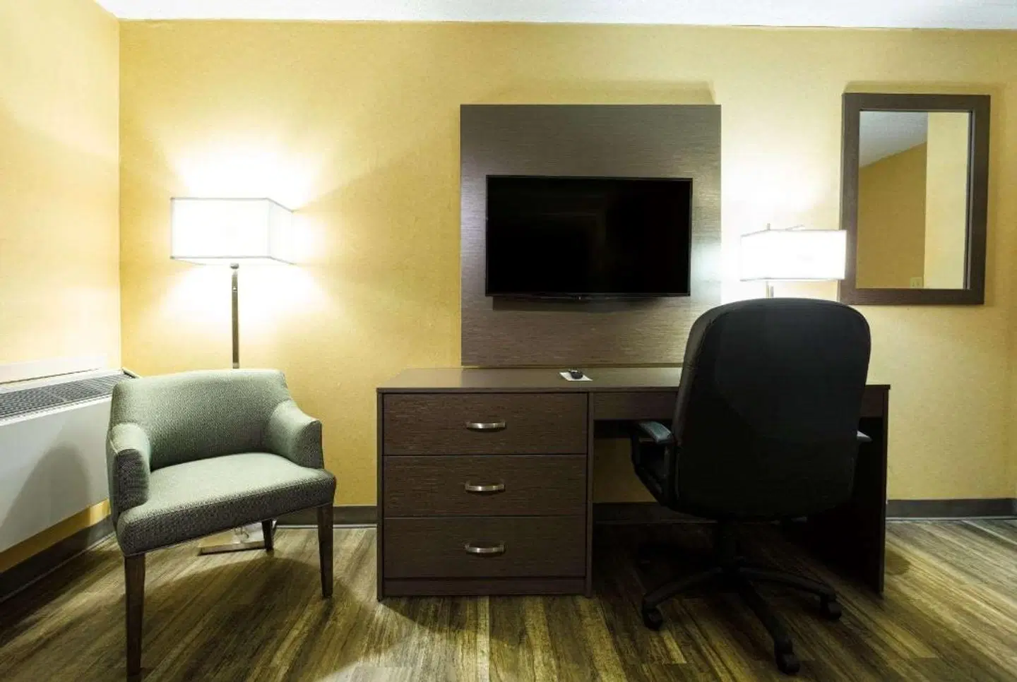 Days Inn by Wyndham Fallsview ROOM_EXAMPLE