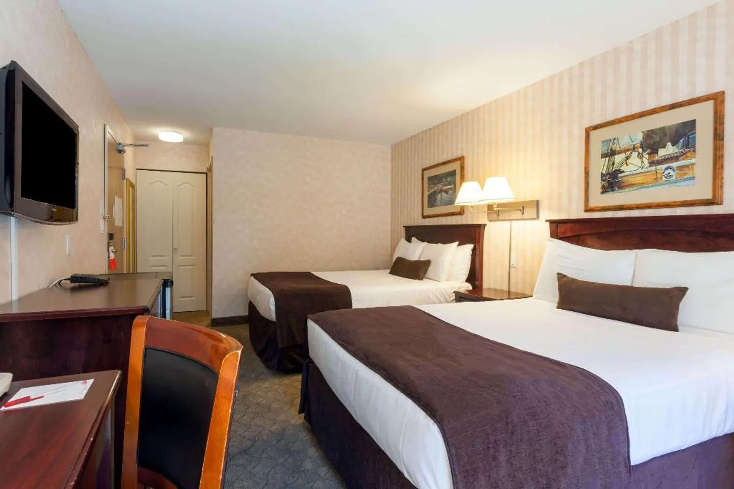 Ramada Limited ROOM_EXAMPLE
