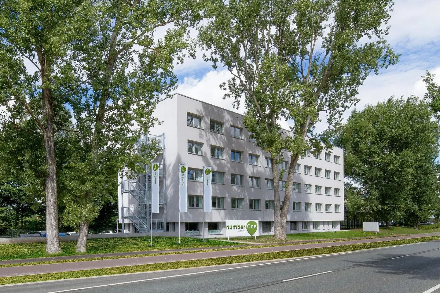 numberOne EXTERIOR