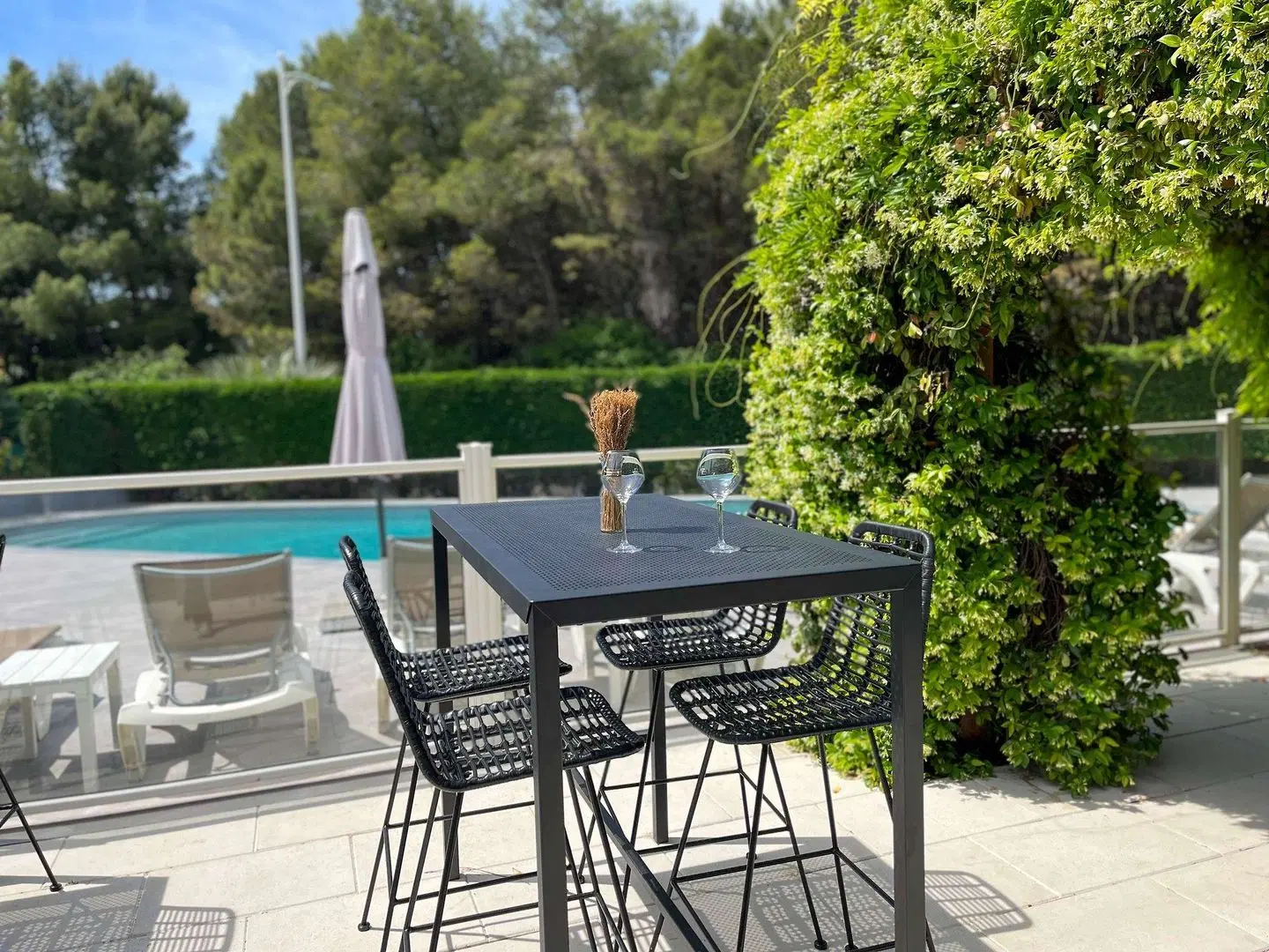 ibis Nîmes Ouest Terrasse