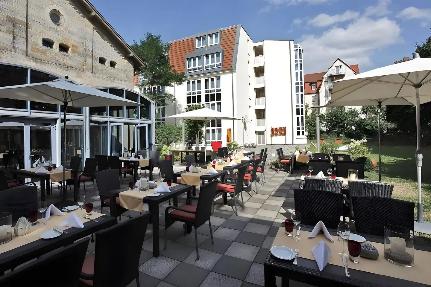 H4 Hotel Residenzschloss Bayreuth Terrasse