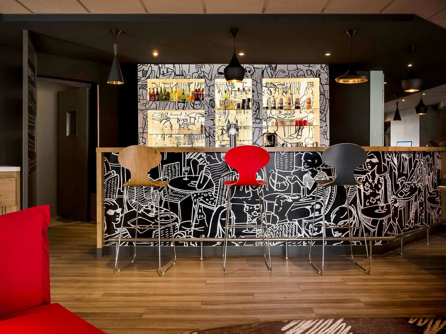ibis Arles Bar