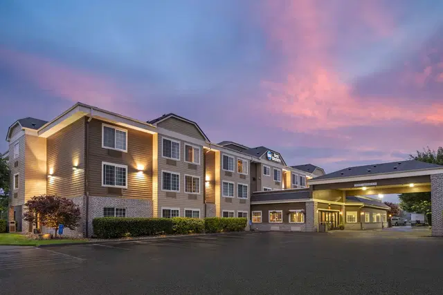 Comfort Suites Columbia River EXTERIOR