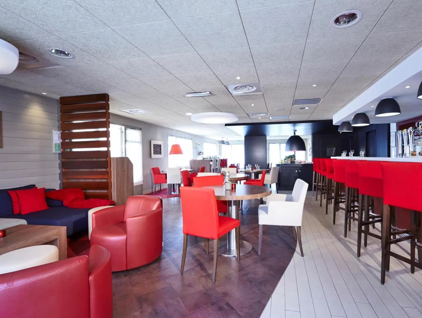 ibis Styles Alès Centre Cévennes Bar