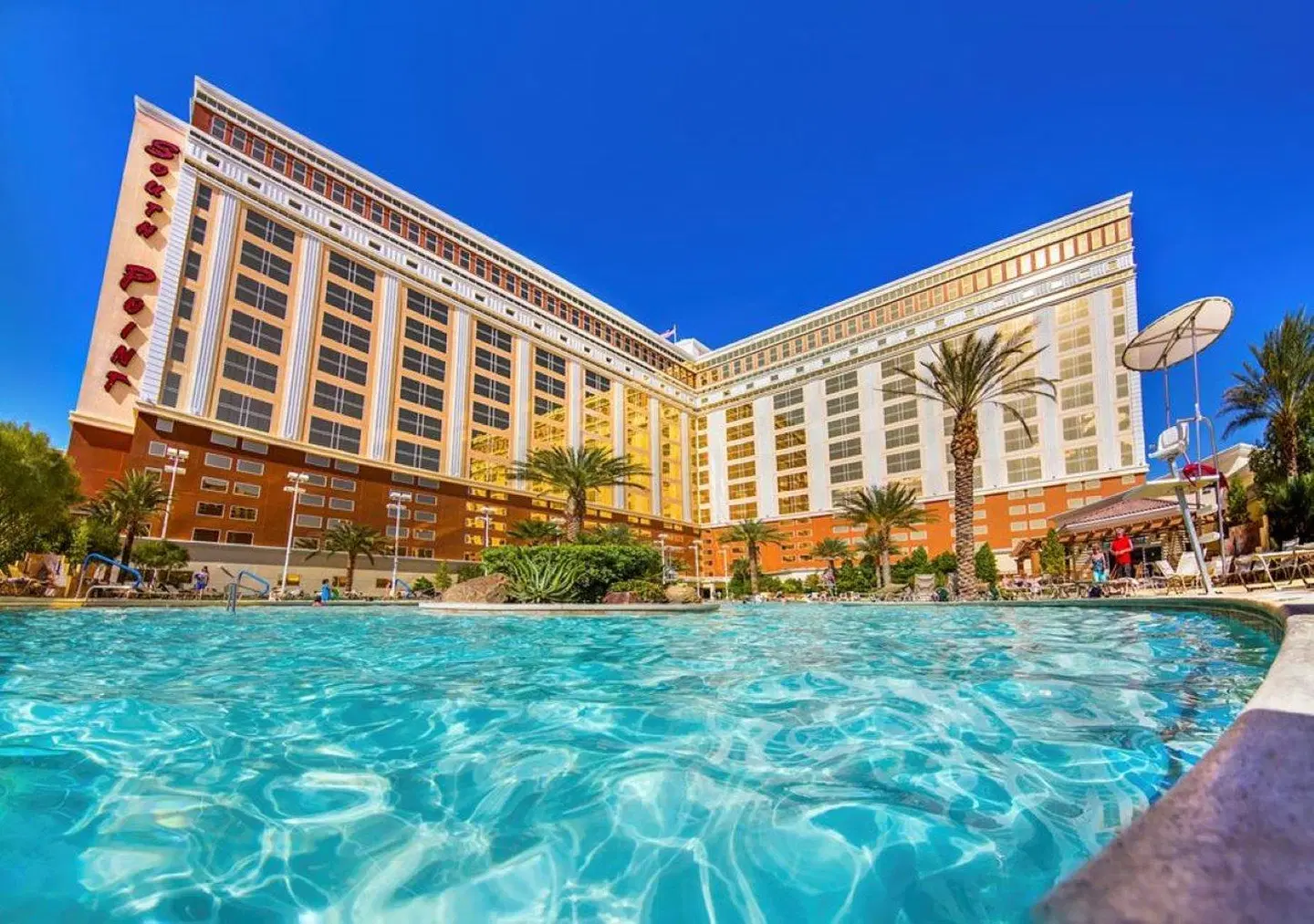 South Point Hotel Casino-Spa OUTDOOR_POOL