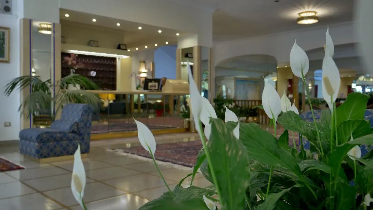 501 Hotel LOUNGE_LOBBY