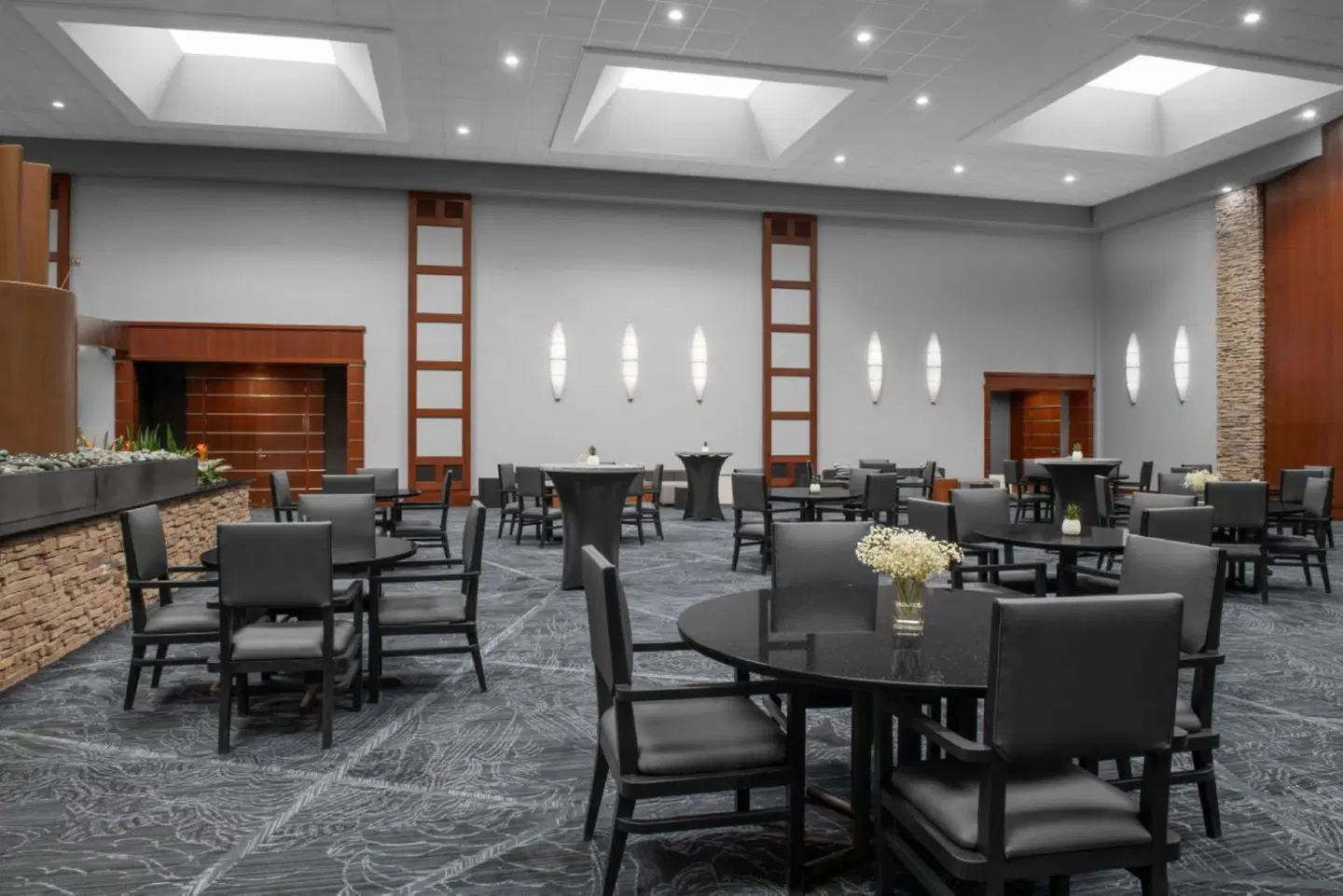 Renaissance Indianapolis North Hotel Restaurant
