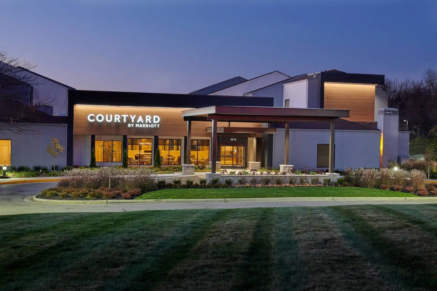 Courtyard by Marriott Indianapolis Castleton EXTERIOR