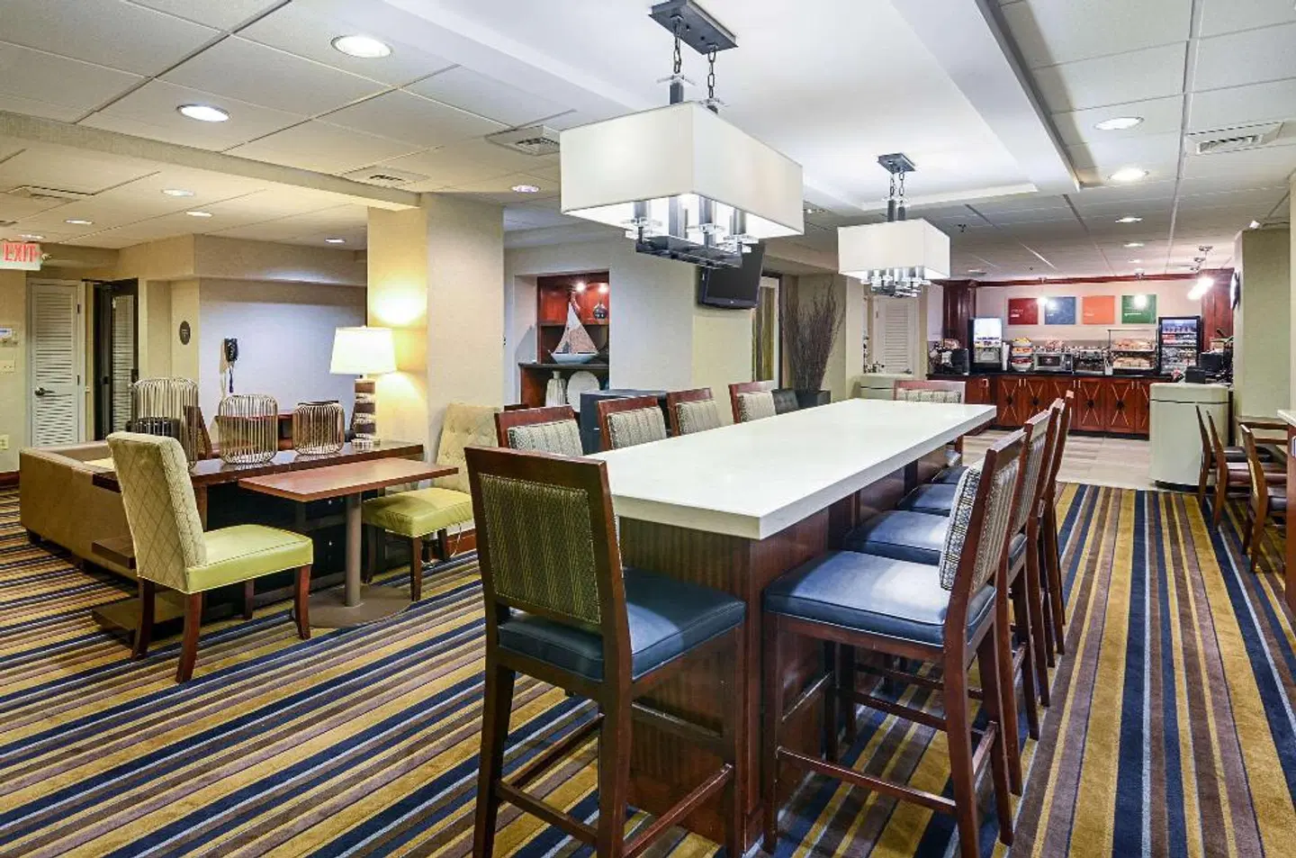 Comfort Inn Downtown DC/Convention Center Bar