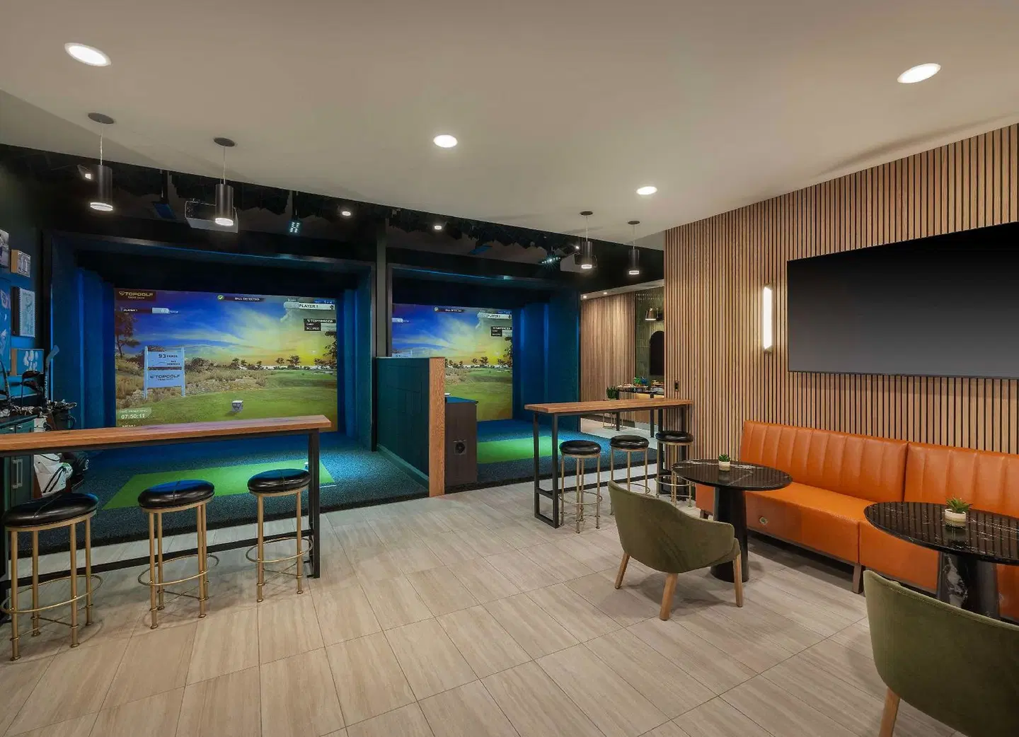 Hilton Indianapolis Hotel & Suites SPORTS_AND_LEISURE