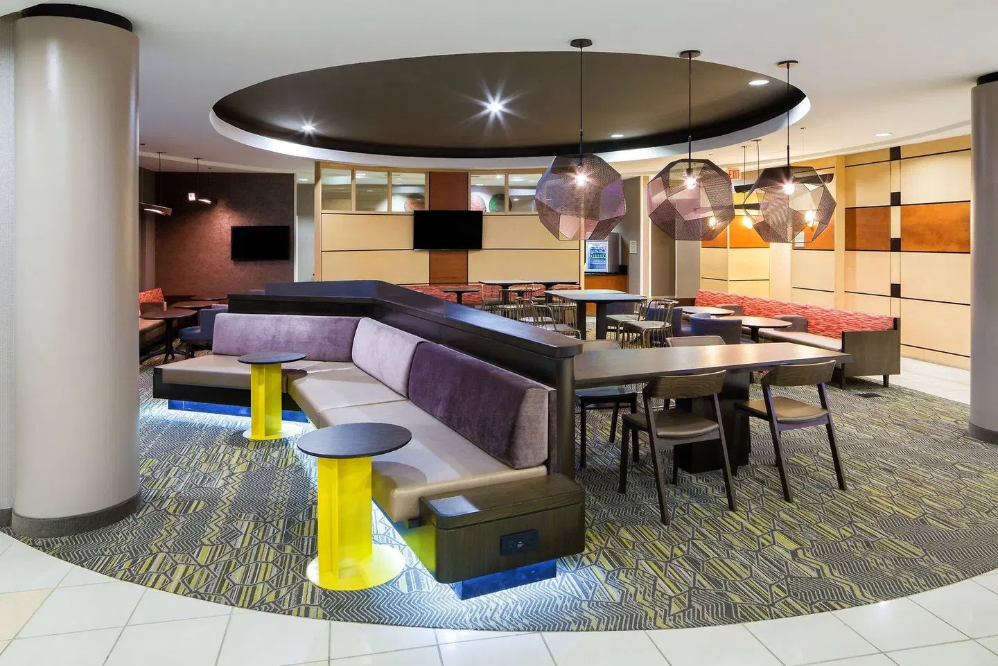 SpringHill Suites by Marriott Indianapolis Fishers Bar