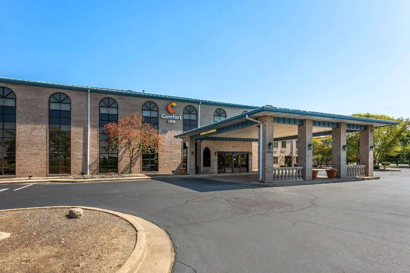 Comfort Inn Lafayette EXTERIOR