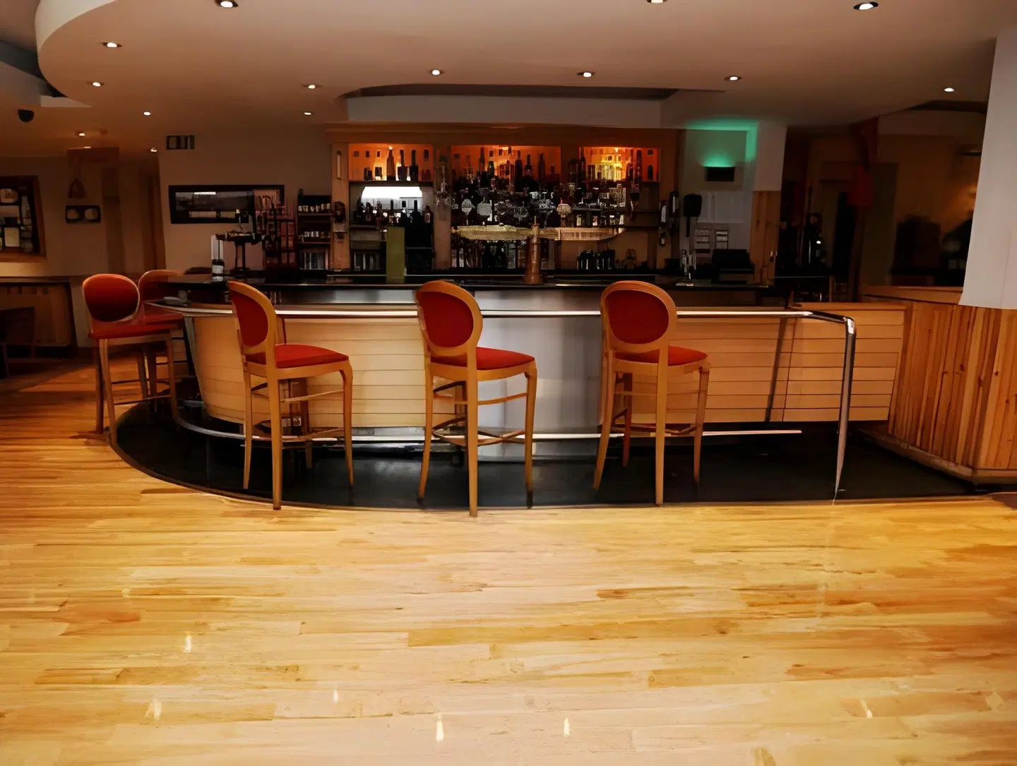 Actons Hotel Bar