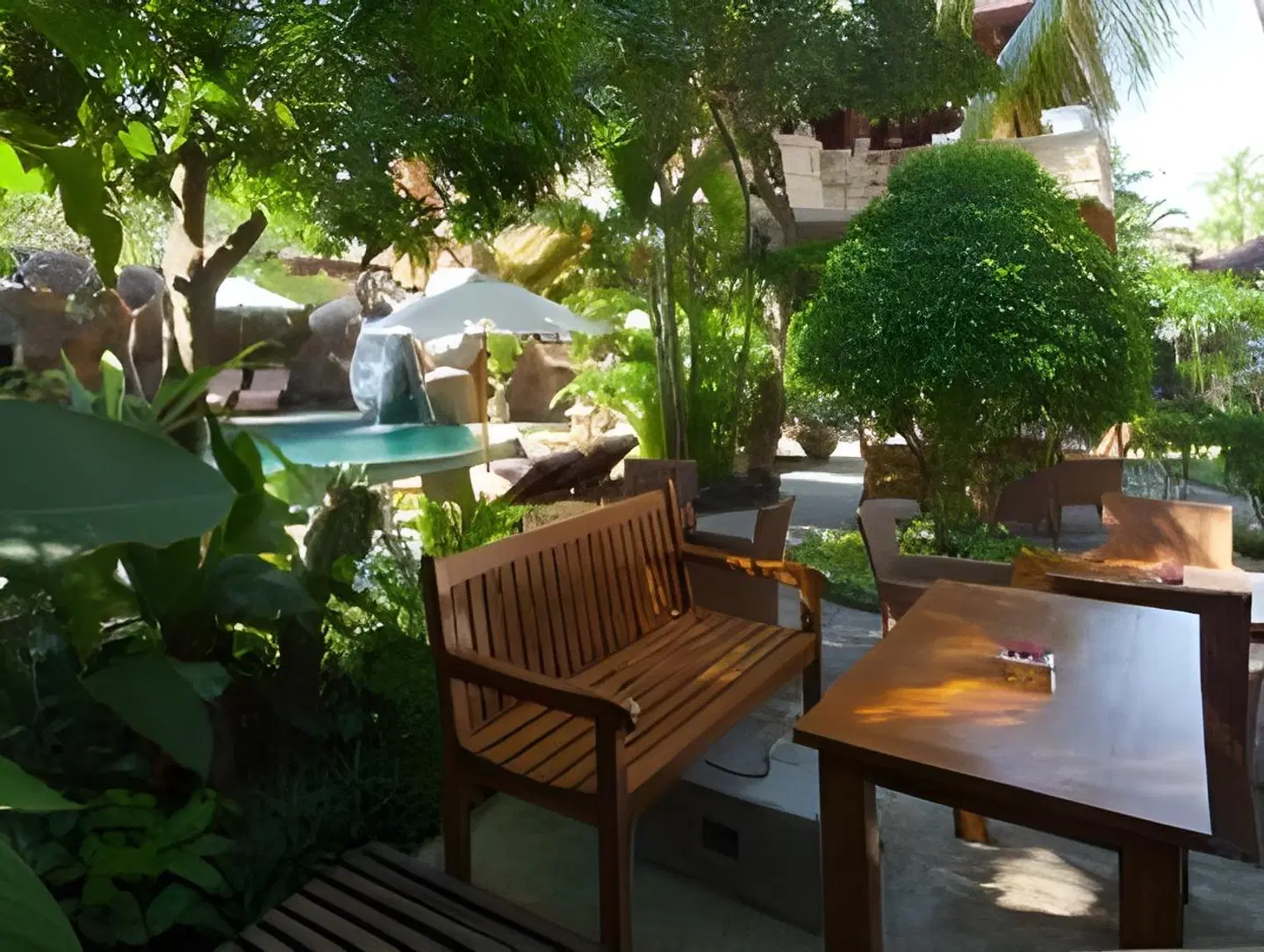 Chonos Hotel Lovina Terrasse