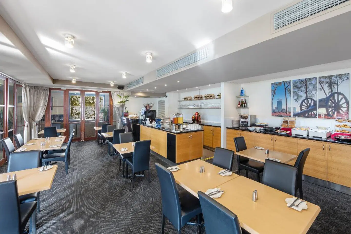 Mounts Bay Waters Apartment Hotel Konferenz