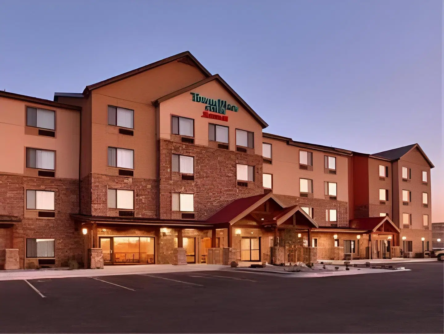 TownePlace by Marriott Suites Elko EXTERIOR