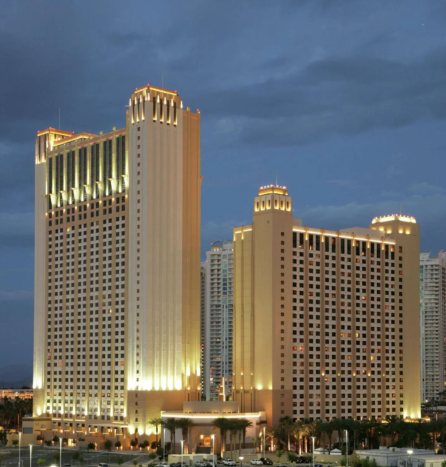 Hilton Grand Vacations on the Las Vegas Strip EXTERIOR