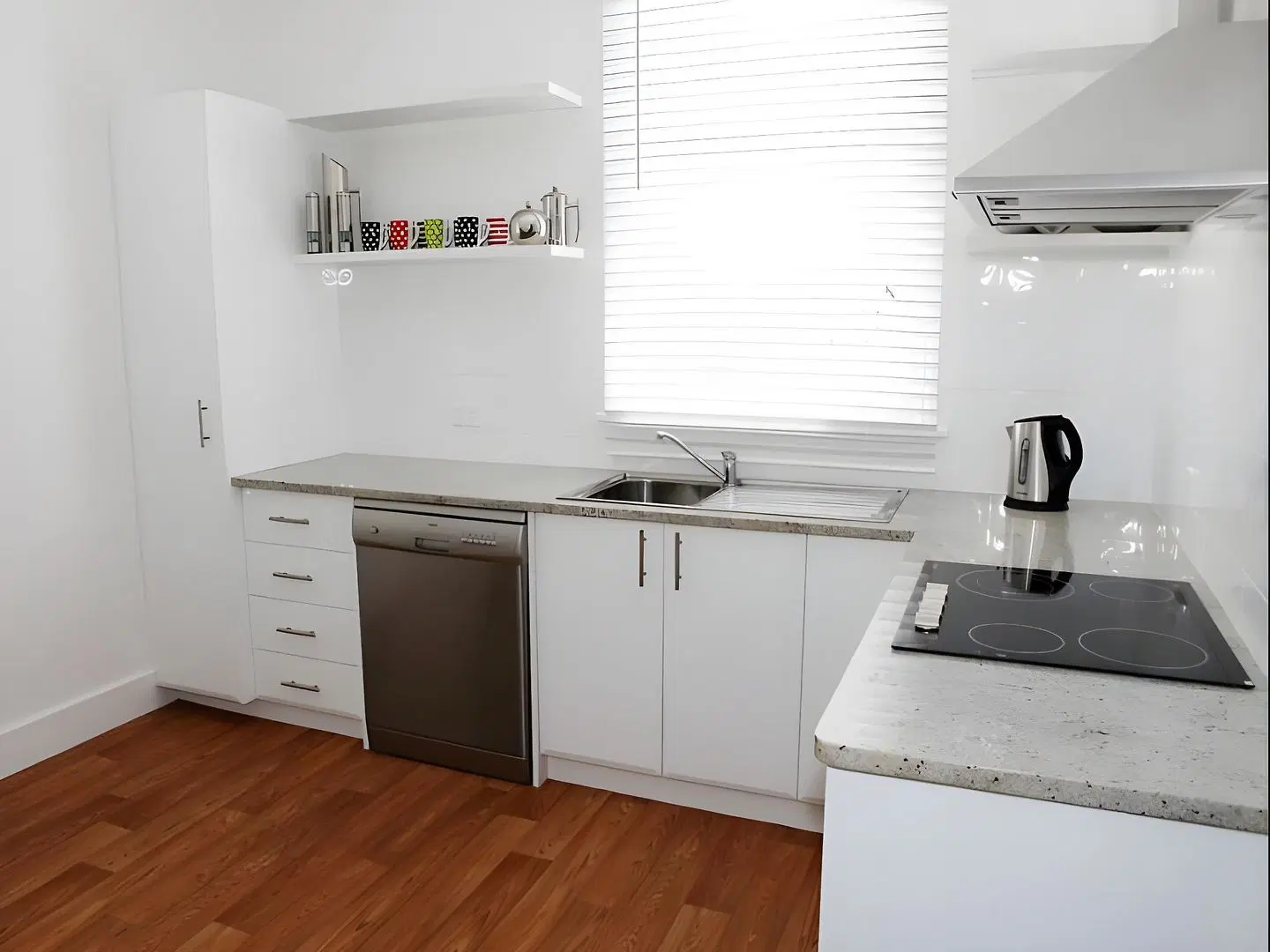 Albany Central Apartments ROOM_EXAMPLE