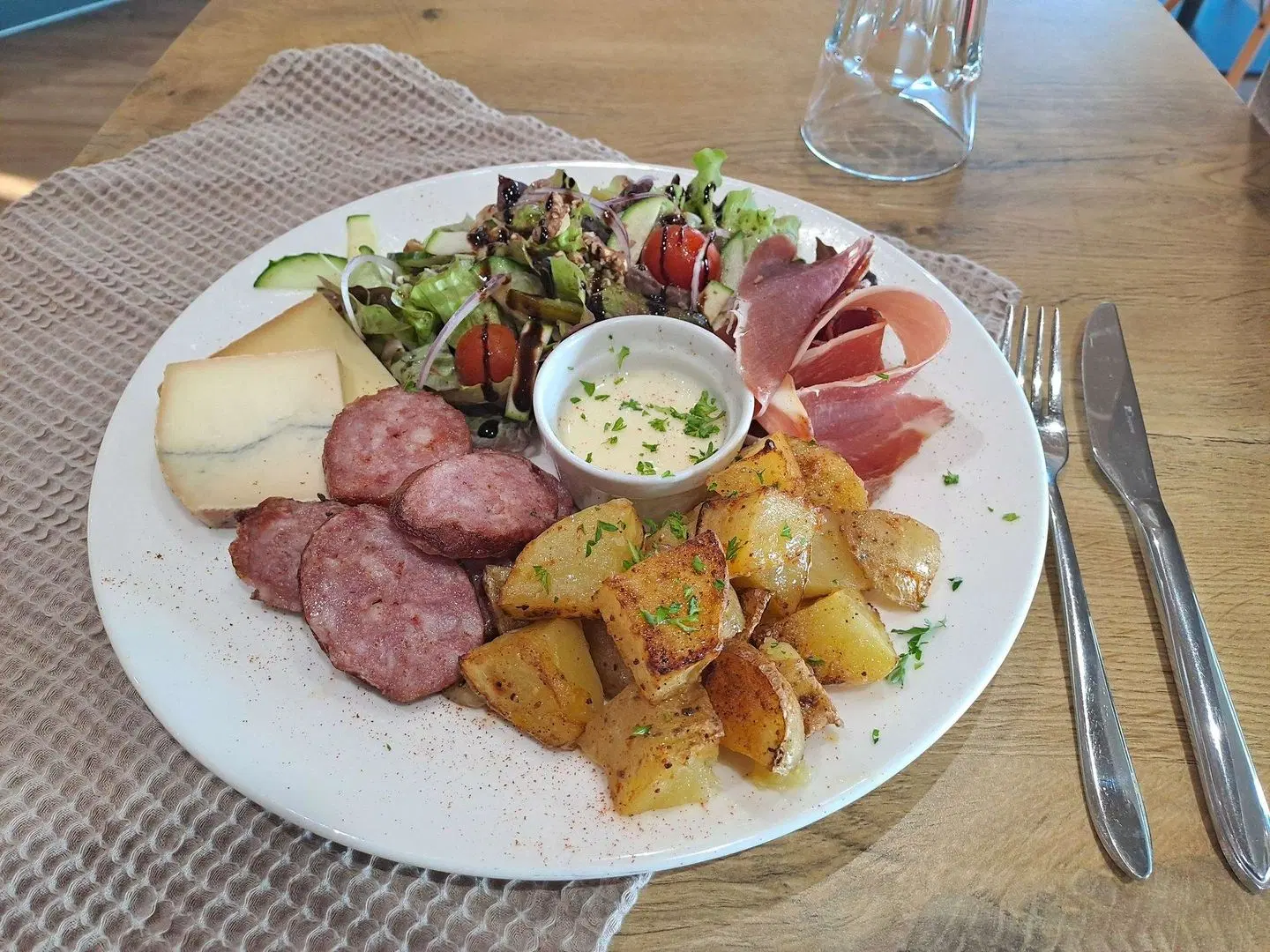 ibis Vesoul RESTAURANT