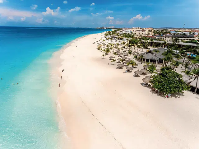 Manchebo Beach Resort & Spa Strand