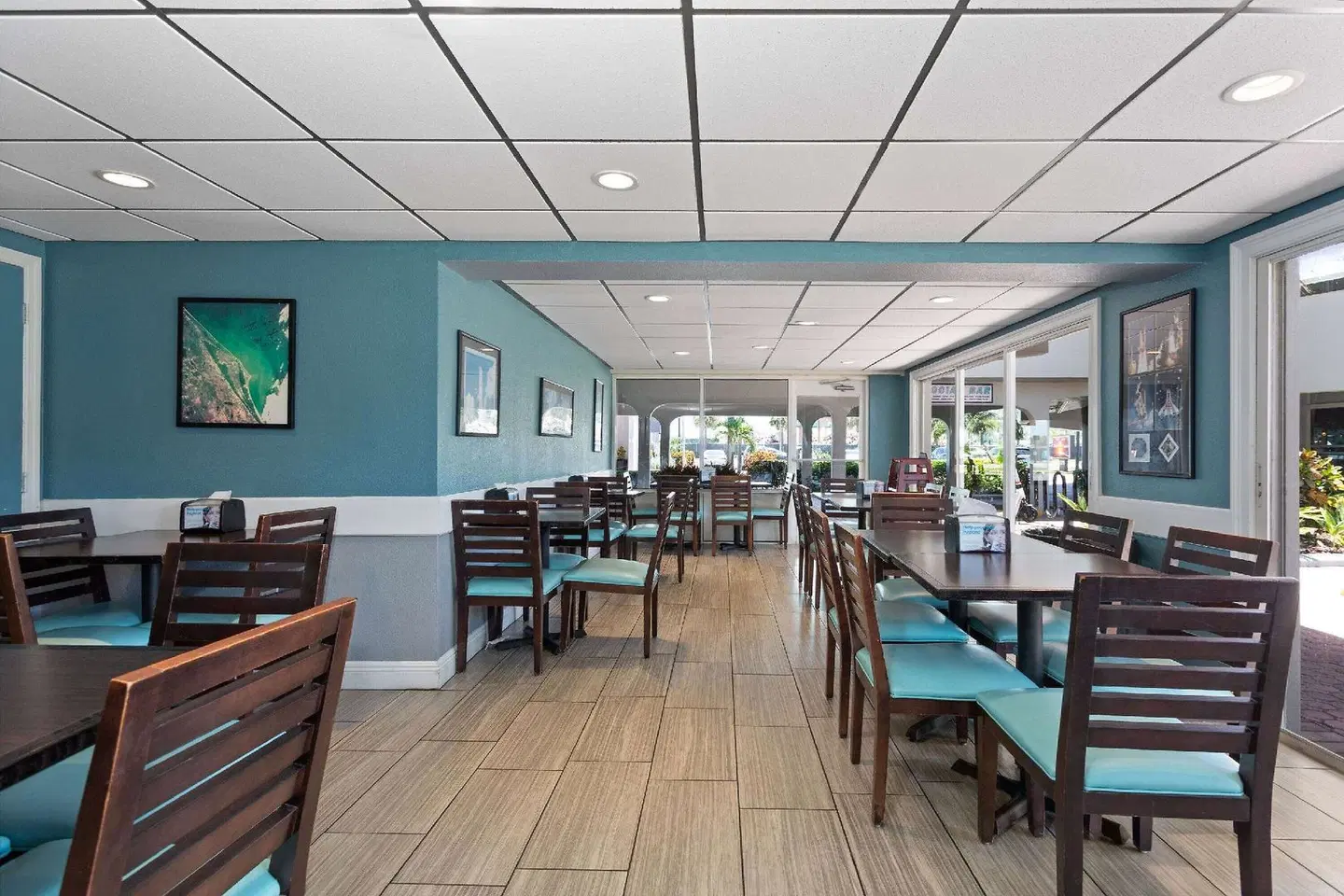 La Quinta Inn Cocoa Beach-Port Canaveral Bar