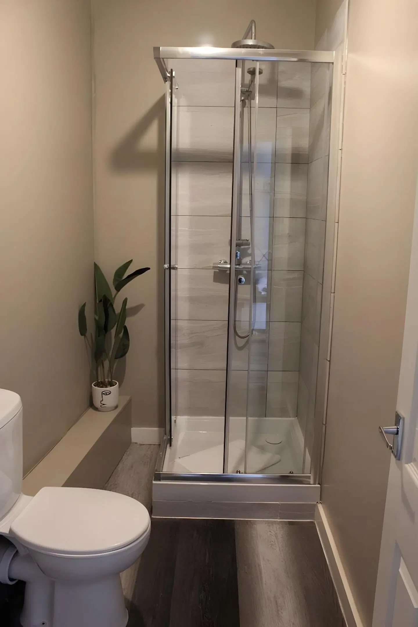 The Mitre Hotel Badezimmer