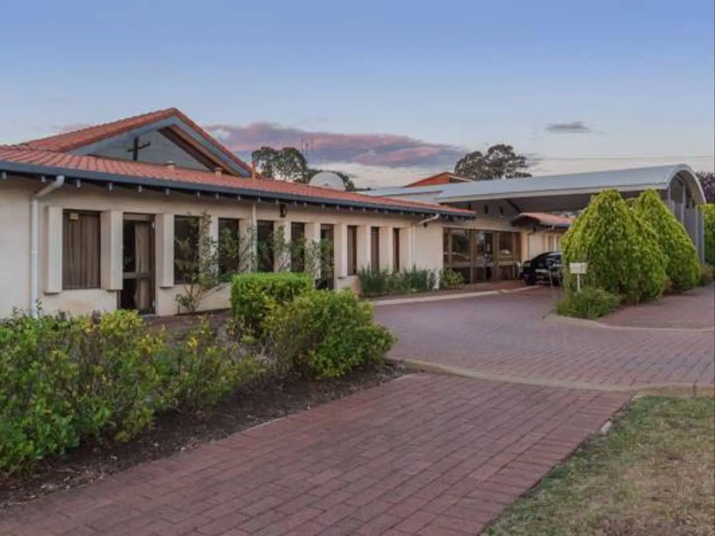 Banksia Motel EXTERIOR