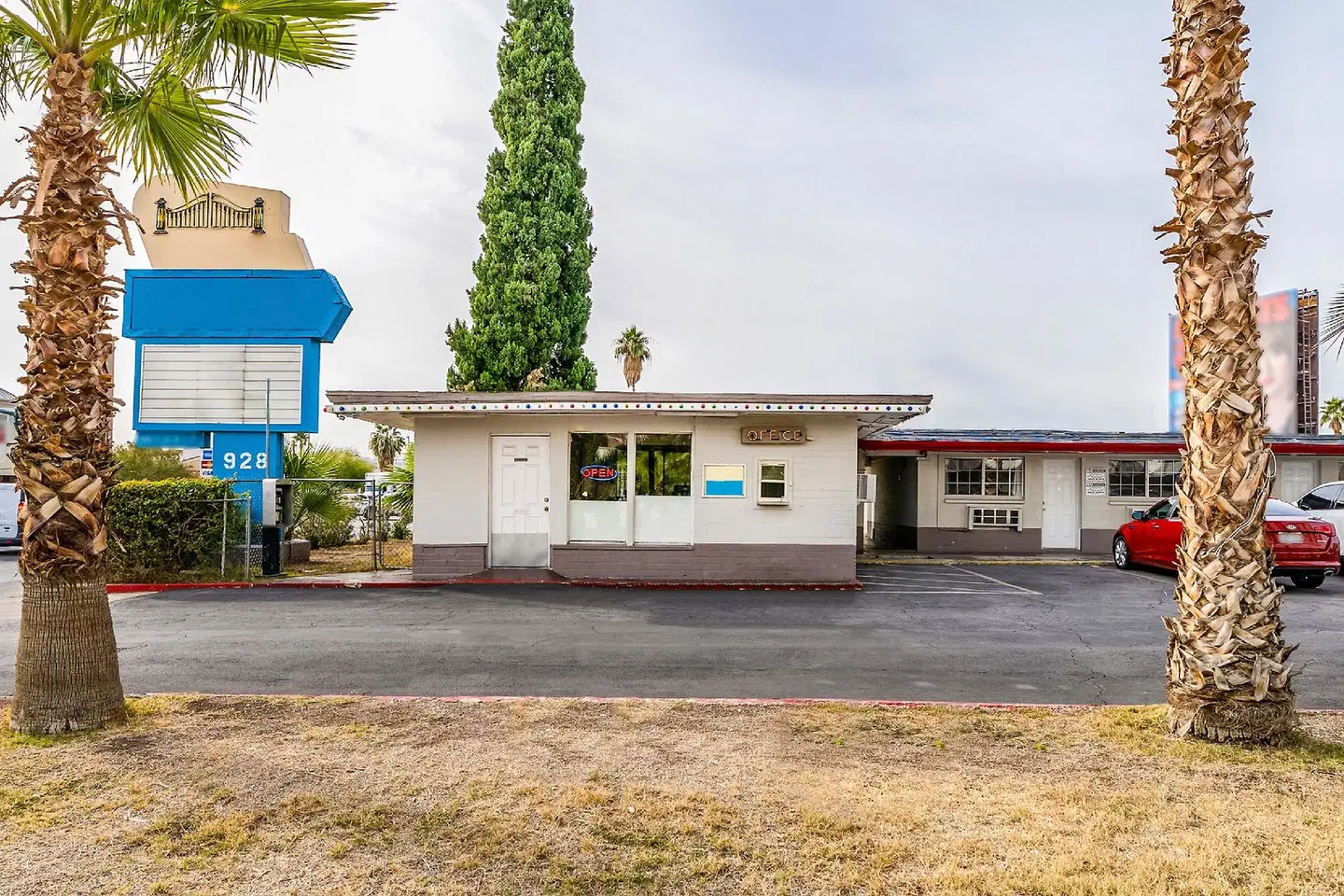 Gateway Motel EXTERIOR