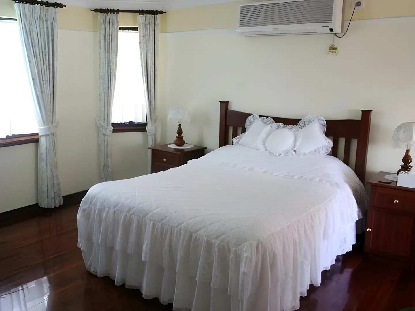 The Hideaway Luxury B&B Retreat ROOM_EXAMPLE