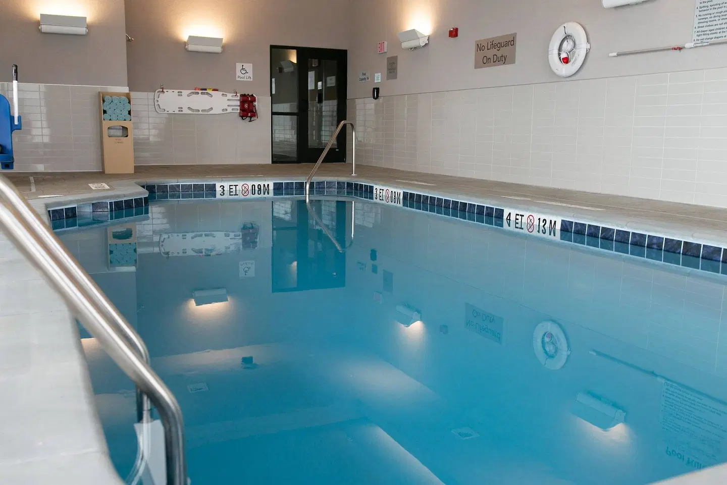 Courtyard by Marriott Elkhart Hallenbad