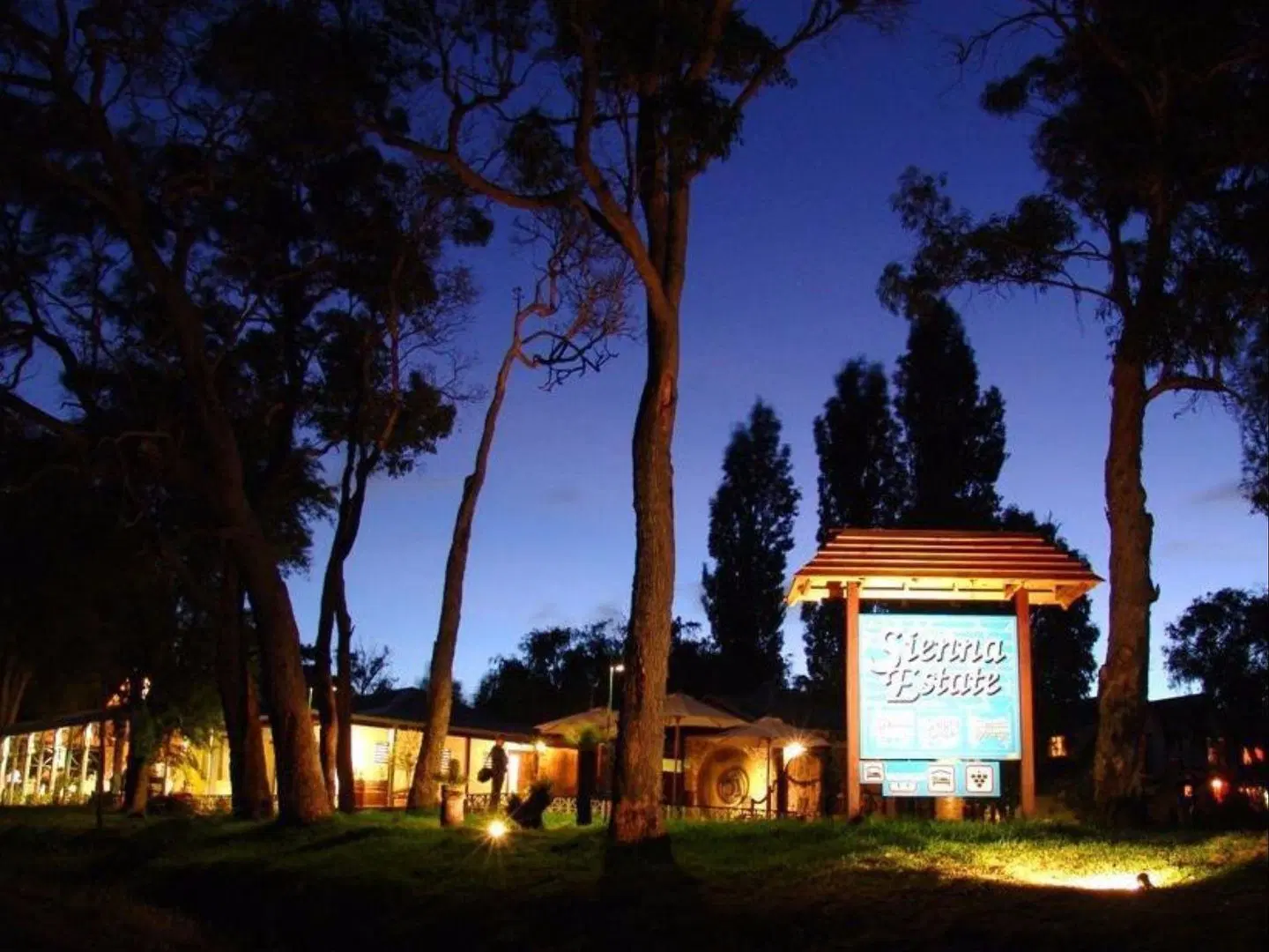 Sienna Lodge EXTERIOR