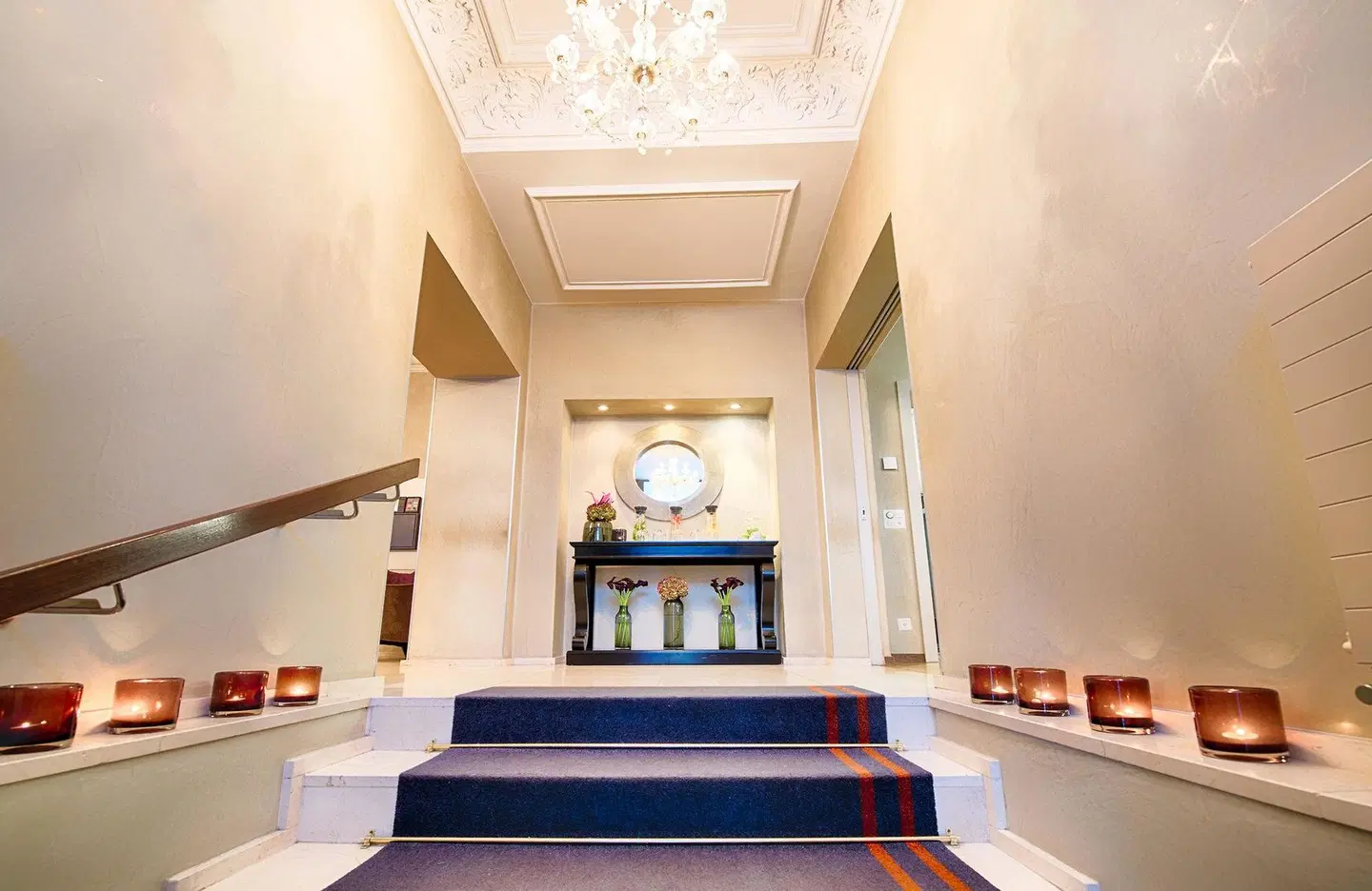 Alden LOUNGE_LOBBY