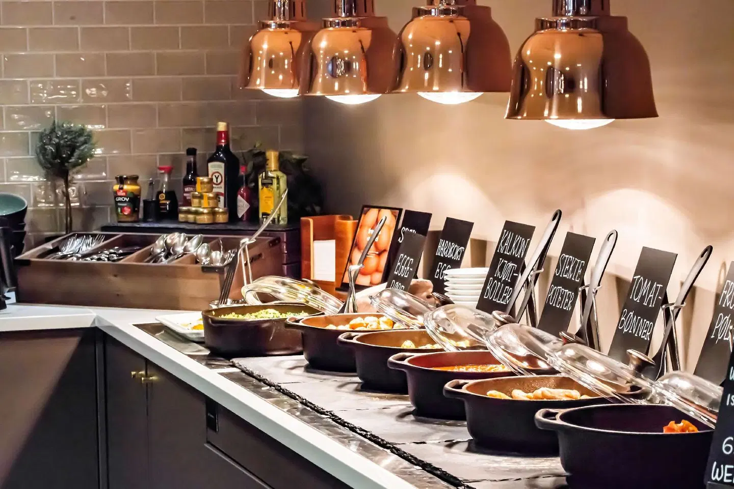 Park Inn by Radisson Oslo Airport Hotel West Restaurant