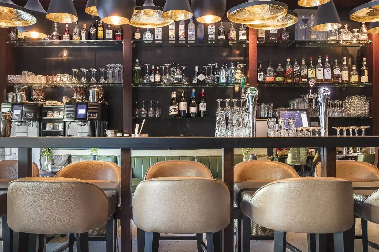 Notting Hill Bar