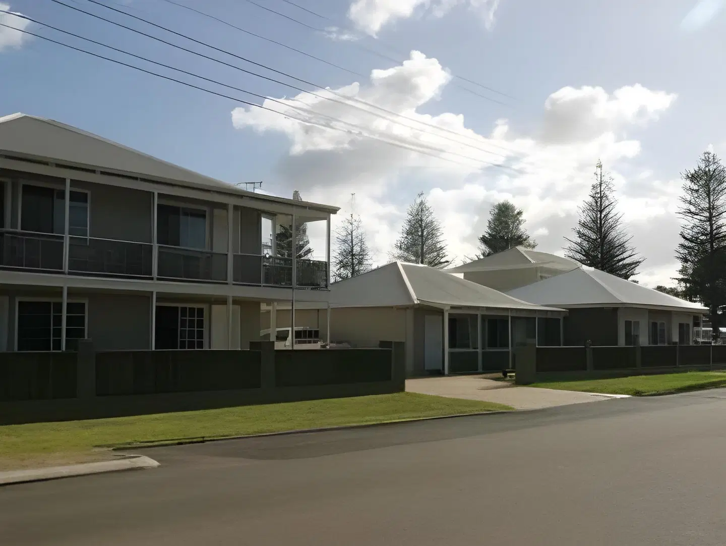Clearwater Motel Apartments EXTERIOR