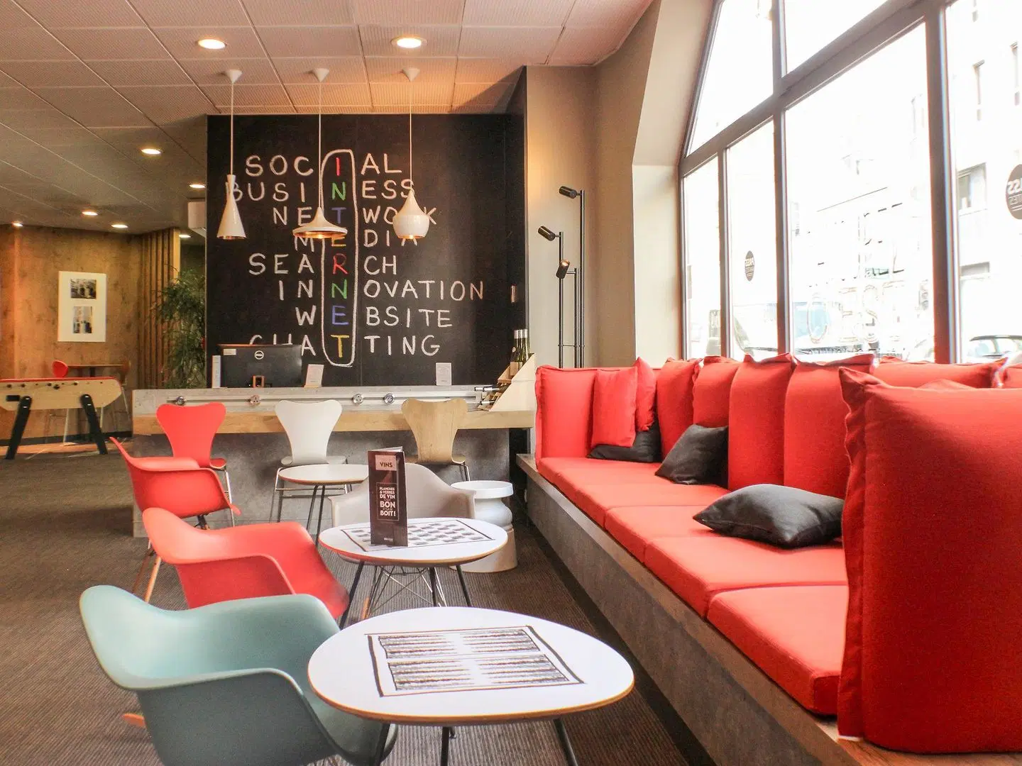 ibis Nantes Centre Tour Bretagne Bar
