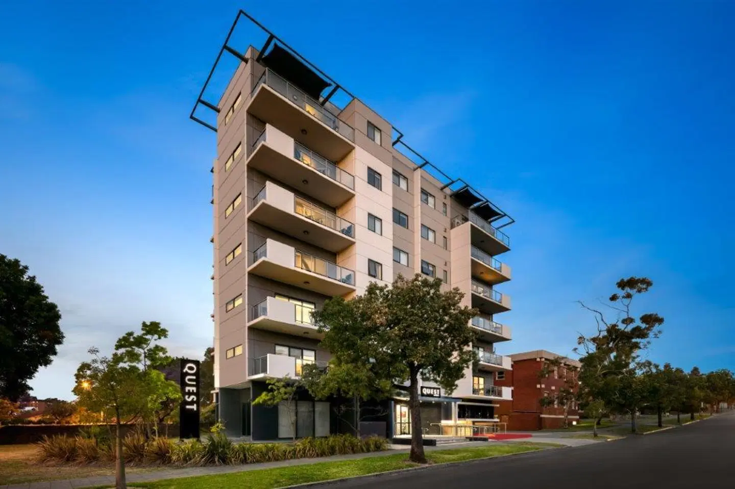 Quest on Rheola EXTERIOR