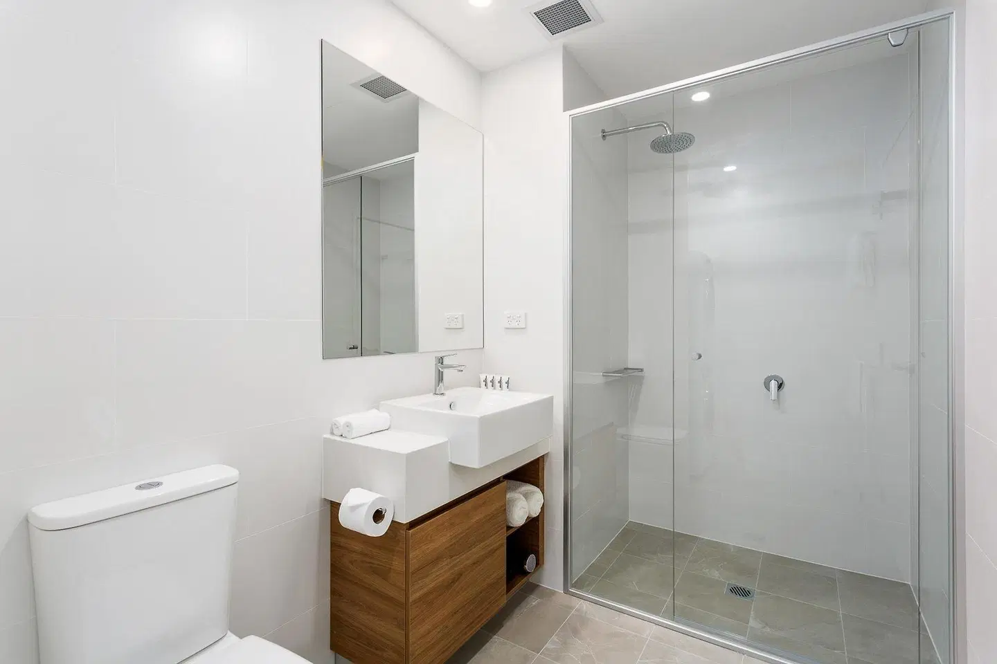 Quest Perth Ascot Badezimmer
