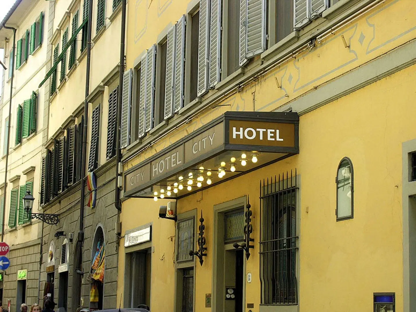 City EXTERIOR