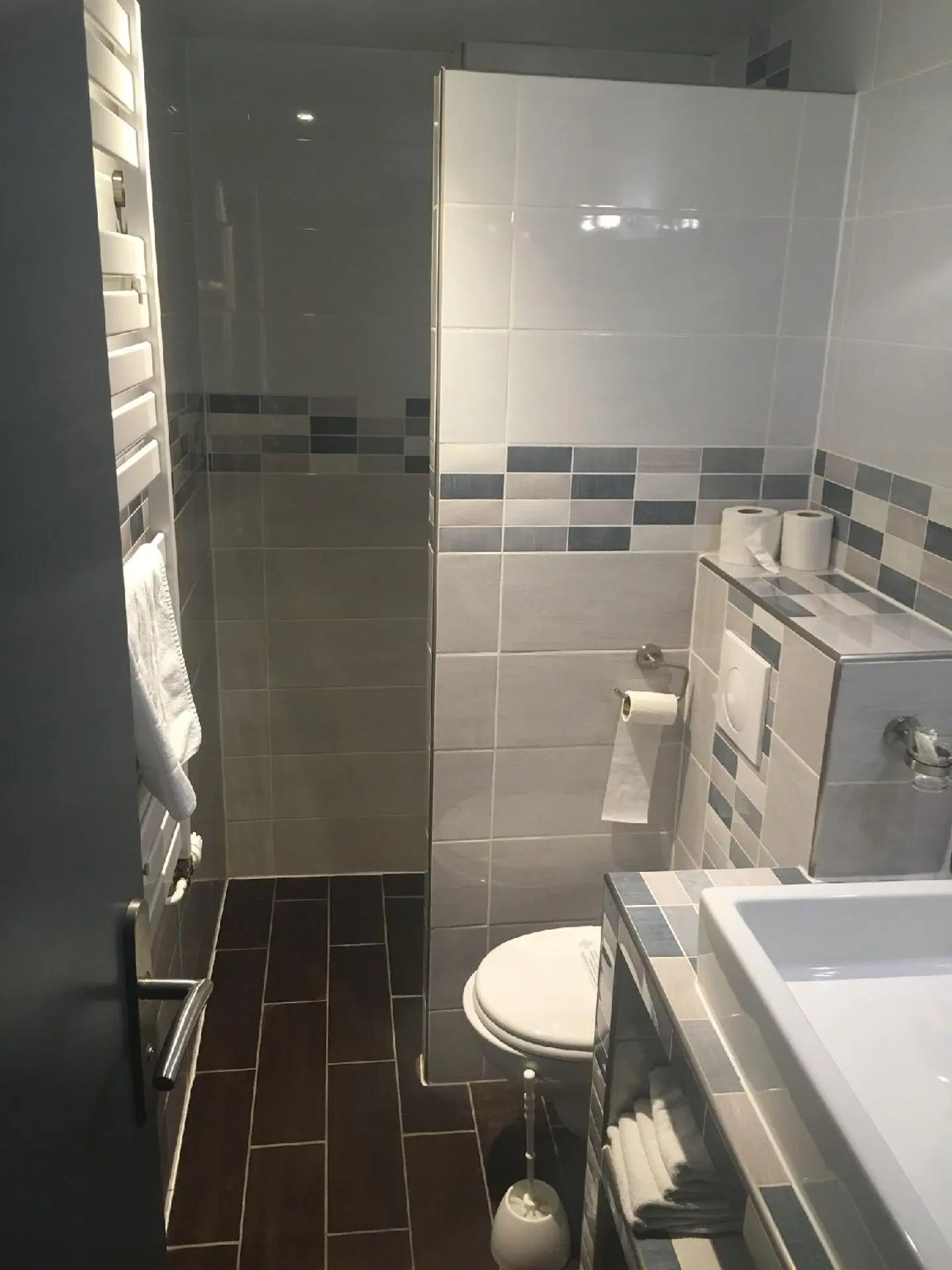 Cosmotel Badezimmer