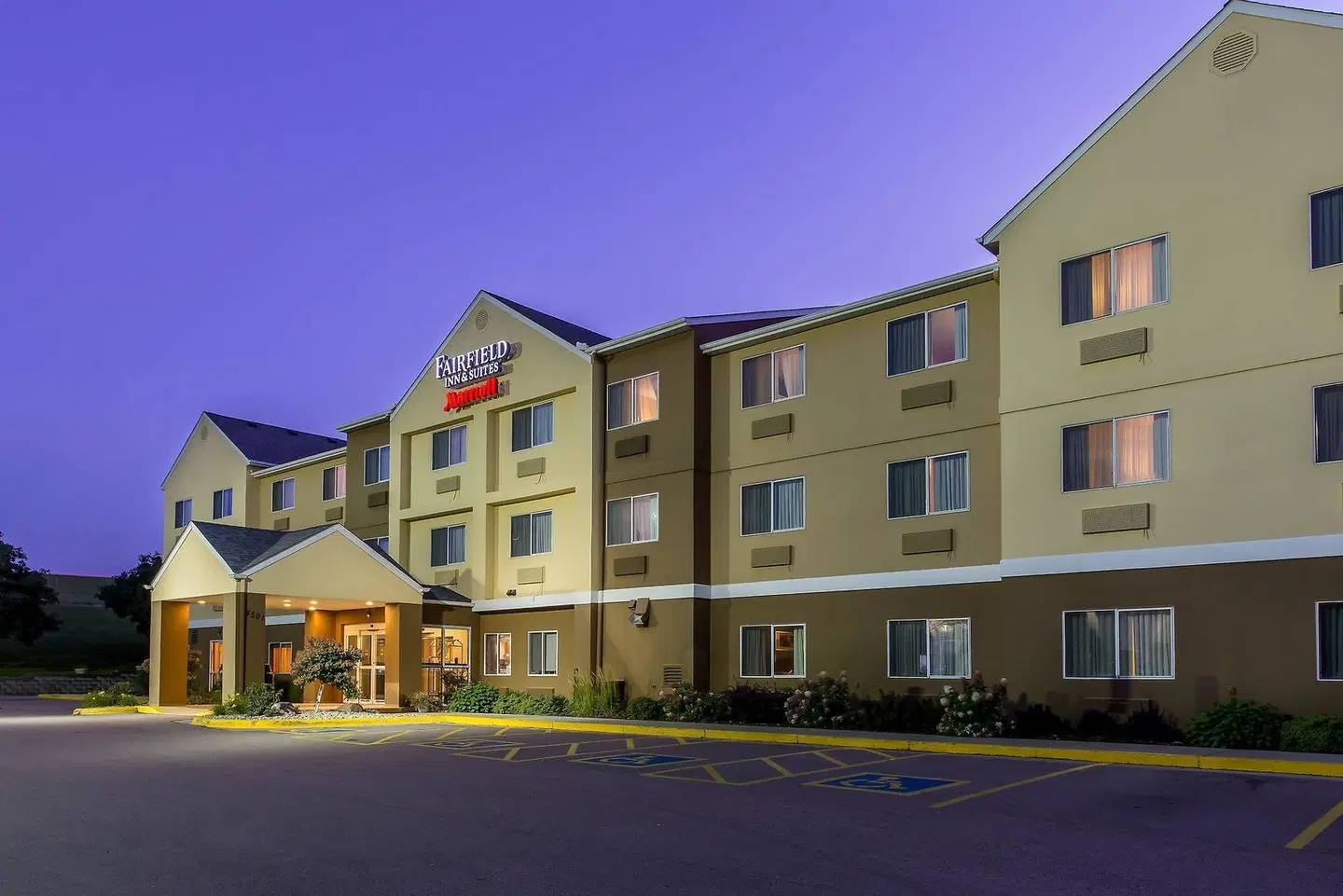 Fairfield Inn & Suites by Marriott Sioux Falls EXTERIOR