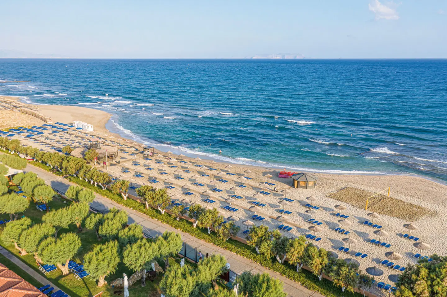 Anissa Beach Strand