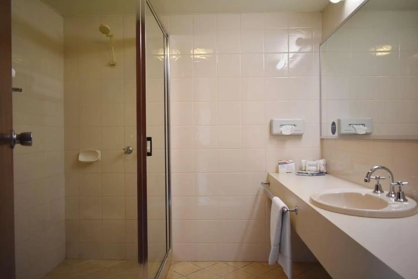 Comfort Inn Admiral Badezimmer