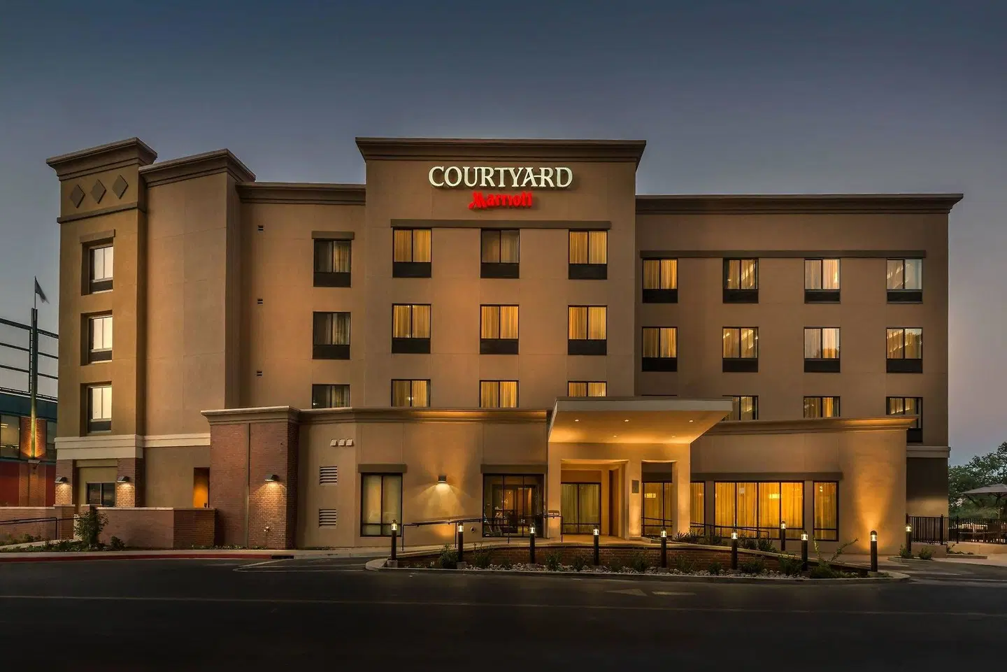 Courtyard by Marriott Reno Downtown/Riverfront EXTERIOR
