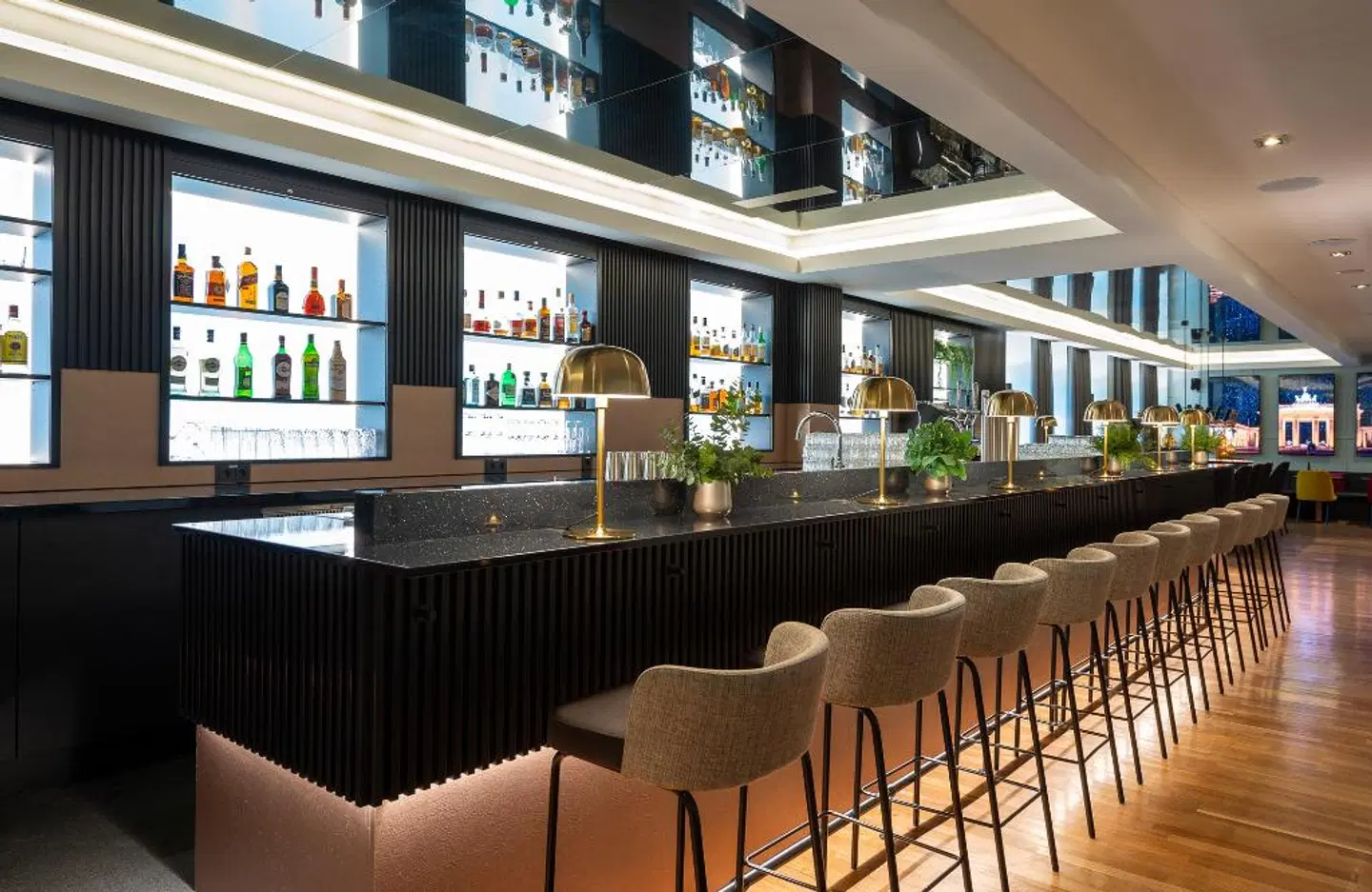 Leonardo Royal Hotel Berlin Alexanderplatz Bar