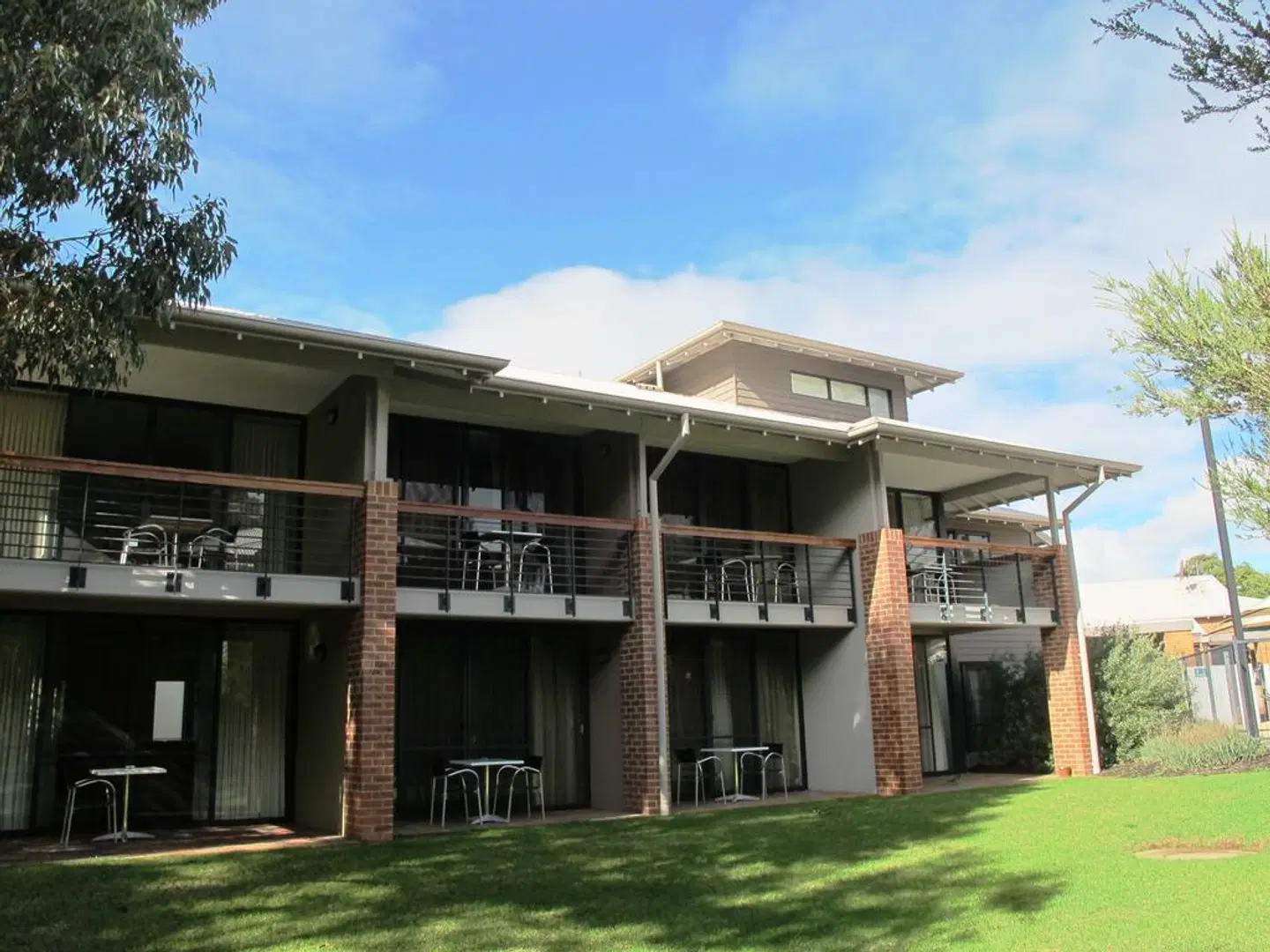 Margarets In Town Apartments EXTERIOR